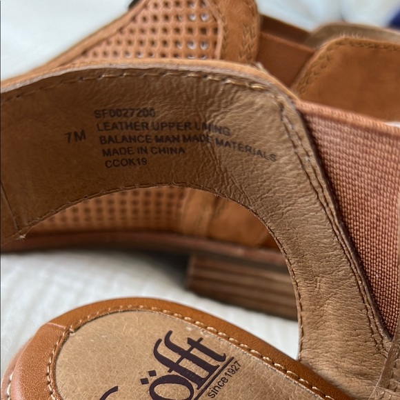 LIKE NEW • Söfft Nalda Zip Sandal in Luggage Leather • Women’s 7M - Picture 10 of 16